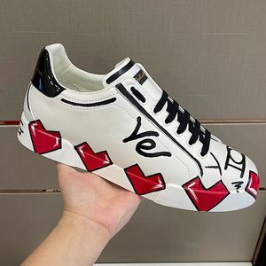 Lågskurna sportskor designer skor retro casual skor män löparskor trendig tryckning graffiti platt skor sneakers storlek: 38-46