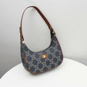 Il designer di borse in pelle vende nuove borse da donna con sacchetti sconto del 50% in denim ascelle per la spalla nuova borsetta