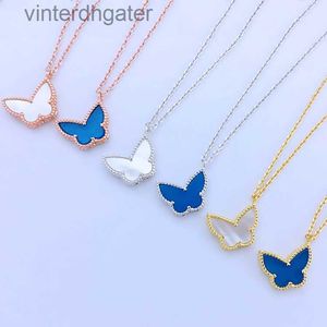 Top Luxury Fine Women Designer Necklace Classic Mini Butterfly Necklace S925 Sterling Silver White Fritillaria Blue Agate Designer Collana girocollo di alta qualità