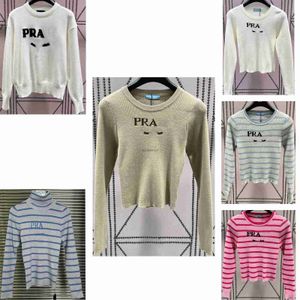 PRA高品質の夏の新しいストライプ刺繍テキスト装飾的な丸い襟編みカジュアルシャツファッションカジュアル甘いデザイナーセーター