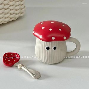 Mugs Cute Red Mushroom Shaped Ceramic Mug With Lid Spoon Girl Heart Water Cup Coffee Large Capacity Underglaze Color