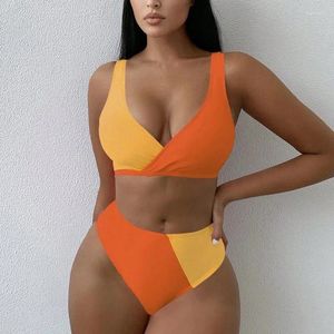 Kvinnors badkläder 2024 Färgkontrast Swimsuit Summer Conservative High midja 2-stycken Bikini V-Neck Suspender Backless Beachwear Y143