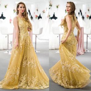 2024 Wunderschöne Abendkleider Juwel Neck Spitze applikant ärmellose Goldene Party Festzugskleider Promi Kleider Sweep -Zug -Abschlussballkleider