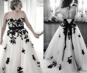 Sexy Black and White Country Wedding Dresses Bridal Gowns Plus size Sweetheart Tulle Ribbon Corset Back Reception Dress Boho8995001