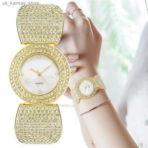 Wristwatches Ladies Full Star Diamond Hot Brand Double Row Crystal Quartz es Glitter Bracelet With Stainless Steel Strap Clock240409