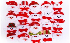 Noel Hediye Led Parlayan Santa Snowman Geyik Bear Glow Yanıp Sönen Karikatür Broş Rozeti Oyuncak Noel Aydınlık Dekorasyon SN14182645306