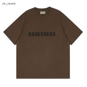 Essentialesweatshirts 디자이너 Essenes T 셔츠 러스 럭셔리 티 패션 남성 Esses 티셔츠 소매 고급 고급 가벼운 가벼운 가볍고 통기성 스트리트웨어 Topsvqxs 3700