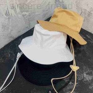 Breda Brim Hatts Bucket Designer Folding Hat Designer för kvinnor Solid Justerbar Summer Streetwear Outdoor Casual Fisherman Female Proteable Trendy Headwear Kpop 5ax