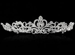 Bling Silver Crystals Wedding Tiaras koraliki ślubne koronki Diamentowe biżuteria kryminała na głowę tanie akcesoria do włosów konkurs tiara1288211