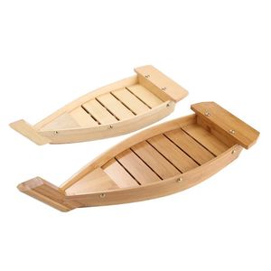 日本料理のボート寿司ツールウッド手作りシンプルな船サーシミの添付された冷たい料理食器バー寿司セット240328