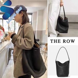 Row Bag ns Park Tote Designer Bag Leather Pillow Backet Bag-フラットショルダーストラップと安全な閉鎖レディバッグ付きの大容量滑らかな黒いハンドバッグ