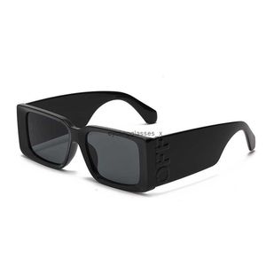 Neue Sonnenbrille Trendy Street Photo Box Mode und personalisierte Quadratgläser für Frauen