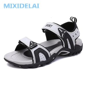 Fashion Man Beach Sandalen 2024 Sommer Gladiator Herren Outdoor -Schuhe Römische Männer Freizeitschuh Flip Flops große Hausschuhe flach 240402