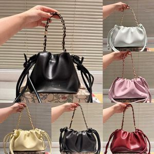 Dumpling torebki 2 rozmiarowe torebki dla kobiet ściskają się crossbody torebka najlepsza torba lady urocza torba na ramię w chmurze 240409