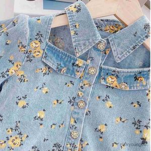 Clothing Sets Sweet Summer Girls Clothing Sets New Korean Style Girl Flower Short-Sleeved Printed Denim Jacket+Denim Shorts Baby Kids Suits