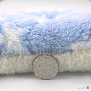 Katzenbetten Möbel Weiche Katzenbettmatten warmes Hundebett weiche Fleece Haustierdecke Welpe Schlafmatte Kätzchen Matratze Kissen für kleine Hunde Katzenzubehör