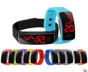 2016 Fashion Sport LED Touch SN Armband Titta på godis Jelly Silikon Rubber Digitala klockor Män kvinnor unisex sport armbandsur dhl1790986