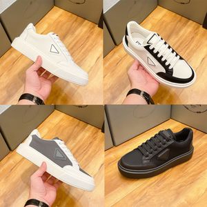 Triangle Logo Sneakers Classic Master Made Casual Mens Designer Shoes Comfortable Luxury Shoes Men Out Of Office Sneaker Running Fashion