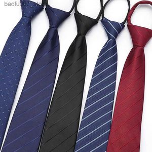 Pescoço amarra o vestido de negócios masculino zíper gravata feminina feminina listra azul fina preta preguiçosa grátis um fácil de puxar Q240410