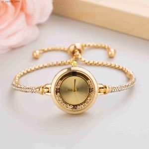 Wristwatches 2023 Cute Womens Steel Bracelet Quartz Luxury Fashionable Small dial Popular Womens Watch Elegant240409
