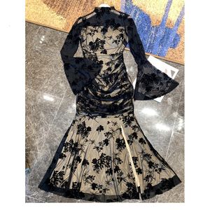 Sexy black flocked dress with flared sleeves for women. Spring fashion light mature sexy fishtail dress gift 240403