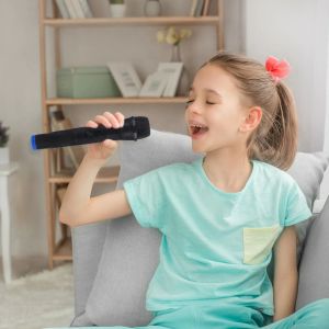Микрофоны беспроводные микрофоны Универсальный наружный пение пластиковое ktv Поддержка детских аксессуаров