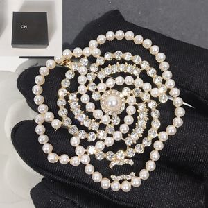 Sexy Womens Designer Letter Brand Brooch Superior Diamond 18k Gold Pins Inlay Crystal Brooches Jewelry Pearl Pin Marry Birthday Party Fashion Accessorie with Box