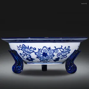 Estatuetas decorativas jingdezhen cerâmica criativa azul e branco de porcelana de tripé placa de frutas cesta de cesta de alimentos domésticos clássicos chineses