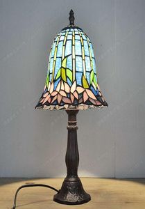 Fabricantes diretos de 8 polegadas Tiffany Lâmpada de vidro lótus European Lâmpada Lâmpada de estar da sala de cama Luz de cabeceira European Nightlight4224340