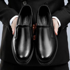 Boots Men's Shoes Spring and Autumn Young Men's Fashion Korean Version of Joker Black Men's Shoes Business Shoes New Casual Shoes