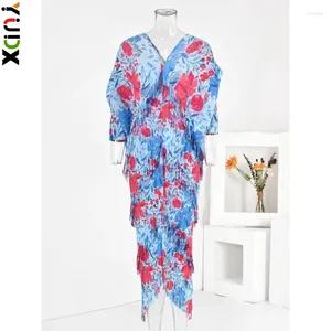 Casual Dresses Yudx Miyake Colorful Printing Pleated Dress for Women V-Neck Batwing SemeVes Slim Tassels Elegant Party 2024