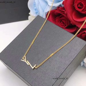 Yl Designer High Quality Luxury Pendant Necklaces Simple Initial Dainty Pendant Designer Choker Necklace Plated Chain Pendant Choker Light Weight 181