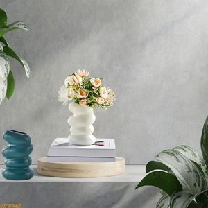 Nordisk plastblomma Vas Hydroponic Pot Decoration Hem Desk Decorative Vases for Flowers Plant Wedding Table Decor 240407