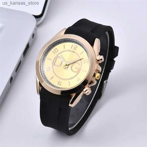 Wristwatches Luxury Ladies Gold Simple DQG Brand Quartz Fashion 2023 New Womens Black Sile Dress Clock Sports es240409