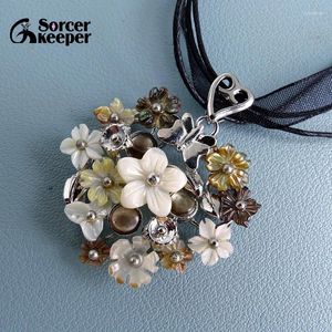 Pendant Necklaces Natural Mother Of Pearl Shell Heart Carving Sea Charm Vintage Art Women Necklace For Jewelry Making S011