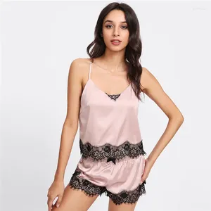 Hemkläder Lisacmvpnel Spaghetti Strap Sexig kvinnor Pyjama Set Female Black Lace Pyjamas Shorts Twinset