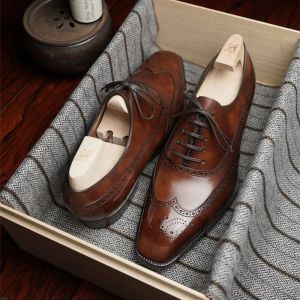 Stövlar mäns brogue skor brun svart fyrkantig tå snörning kontor karriär klänning skor affär handgjorda herrskor gratis frakt