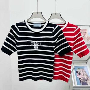 デザイナーの女性Tシャツハイエンドチャンネルクラシックレター刺繍ストライプウールスキンフレンドリー5/4スリーブスリムフィットショートシンニットセータートップスティー