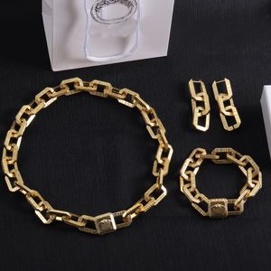 18k 2024 Nya guldarmband vers armband armband kedje smycken, stort guld ansikte graverade hiphop -armbandsjewelry