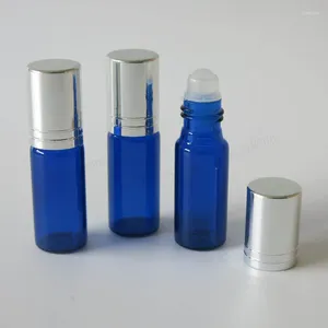 Бутылки для хранения 30 шт./Лот 5 мл Стеклянный синий рулон на бутылке Мини -ролик с алюминиевой крышкой Небольшое косметическое эфирное масло