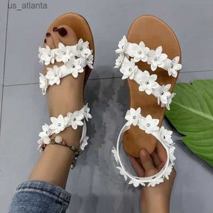Sandálias femininas flores planas damas de verão Novos chinelos de moda Banda de design trançada