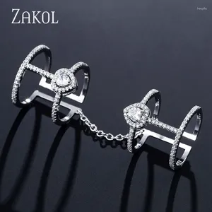 Rings de cluster Zakol Moda Heart Shap