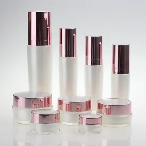 Lagringsflaskor China Leverantörer 10g Mini Skin Care Cream Tom Acrylic With UV Pink Screw Cap