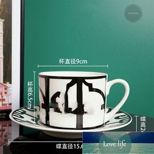 Modemarke Bone China Coffee Tasse Set European Smatily Light Luxury Nachmittagstee Set exquisite Kaffee Sets Großhandel Großhandel