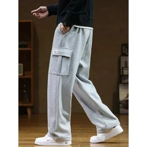 2024 Sorto de outono Men Multi-Pockets Culgor de algodão Casual Casual Pant masculino solto calças retas de tamanho grande 8xl 240329