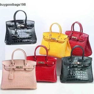 Tote Bag Birkinnss Handbags Crocodile New Patent Leather Pattern Chain Womens Fashionable and Versatile One Shoulder Handbag Ppup