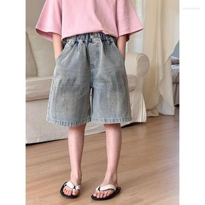 Hose 2024 Sommer koreanische Kinder -Denim -Shorts für Jungen und Mädchen mit einer Fünf -Tiefen -Hosen -Trendkleidung