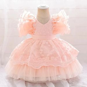 女の赤ちゃんの結婚式のプリンセスドレスキッズパーティーシンプルミッドカルフボールガウンコスチュームかわいいおとぎ話スタイルメッシュパフスリーブスリーブ服240407