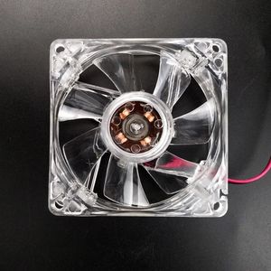 80mm PC -dator 80mm Mute Cooling Fan med 4ea LED 8025 8cm Silent DC 12V LED Lysande chassi Molex 4D Plug Axial Fan1. För speldatoriska kylfans