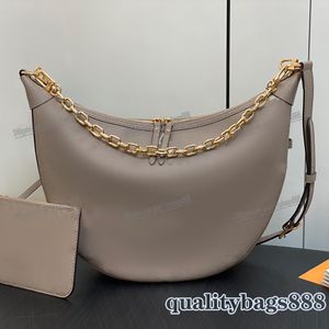 Kvinnors designer crossbody handväska handväska croissant hobo loop väska kedjepåsar halvmåne underarm pursar tote svart bruna vita axelväskor dam stor kapacitet totes